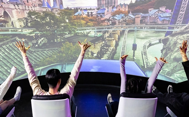 Control the Virtual World with Your Movements