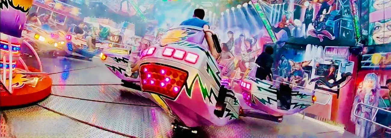 Powerful Light and Sound System of Crazy Dance Ride